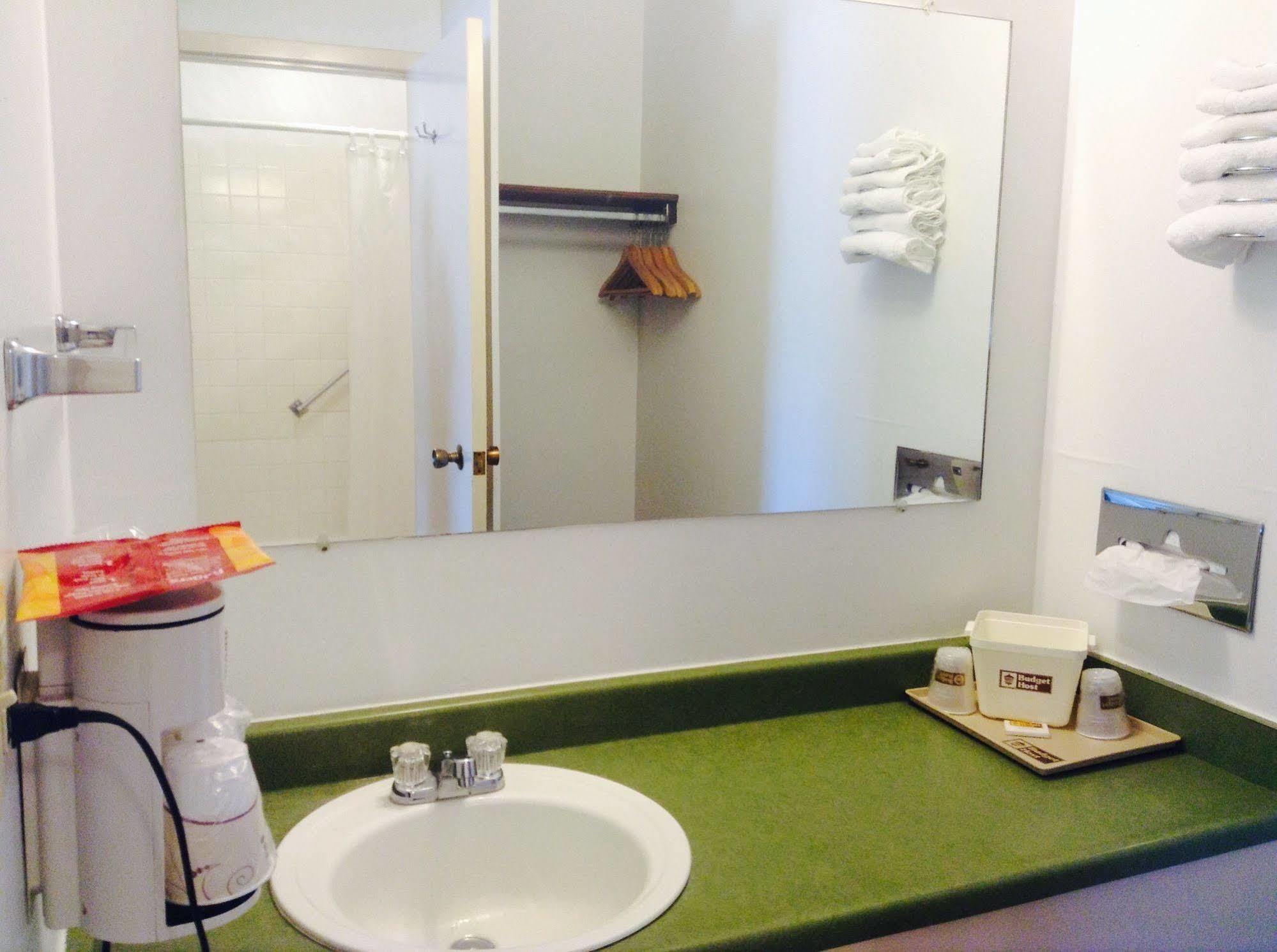 Budget Host Platte Valley Inn Julesburg Экстерьер фото